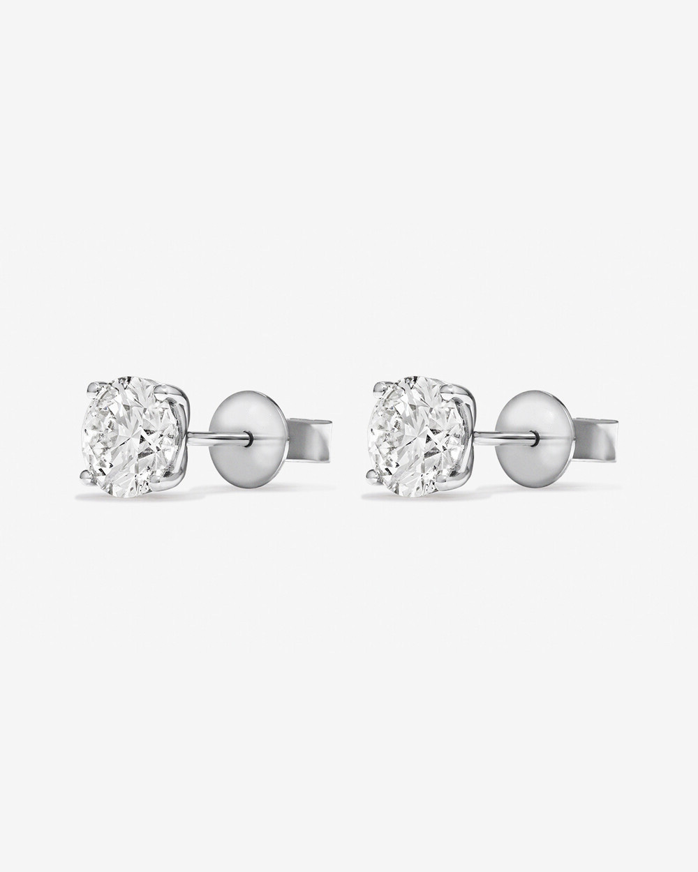 1 carat lab diamond stud earrings UAE