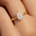 1 carat pear lab diamond ring