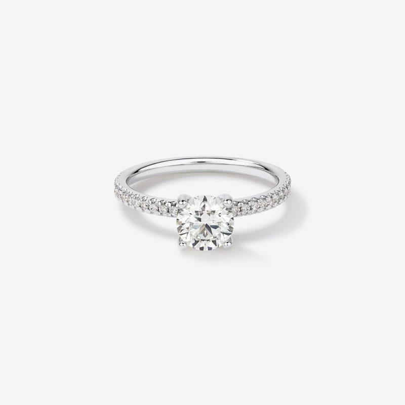 Lab Diamond Engagement Ring with shoulder diamonds