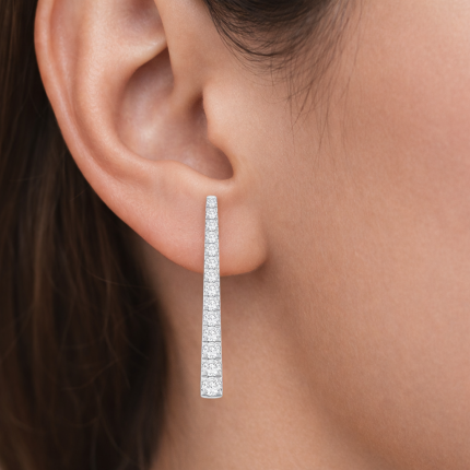 Long earrings with diamonds Dubai