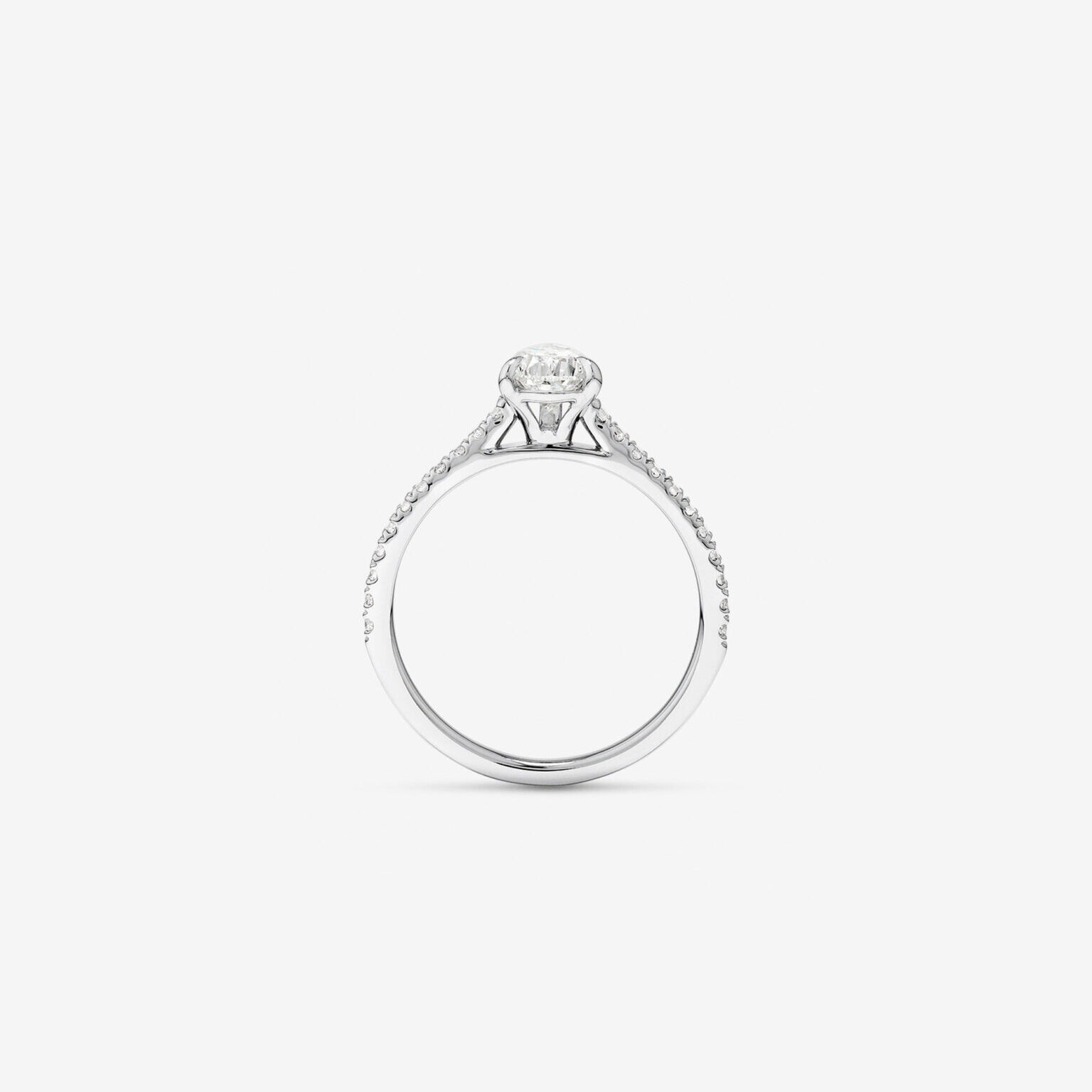 Pear-lab-diamond-Engagement-Ring-UAE-e1730310512337.jpg