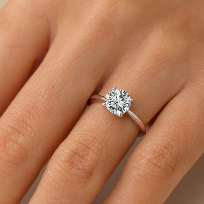 Round lab diamond ring Dubai