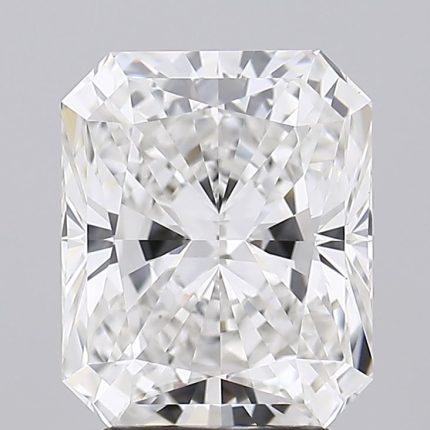 3 Carat Radiant lab diamond Dubai