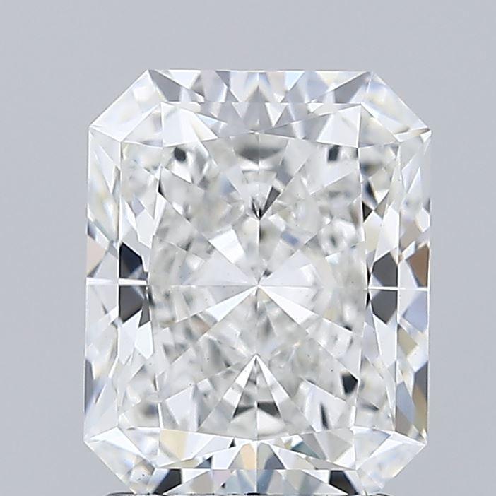 2 Carat Radiant lab diamond Dubai 2 Carat Radiant lab diamond Dubai