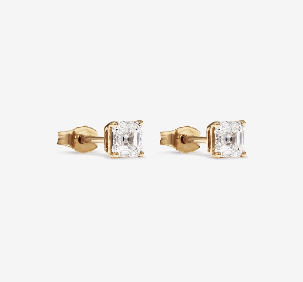 Asscher Diamond Stud Earrings Dubai Asscher Diamond Stud Earrings Dubai