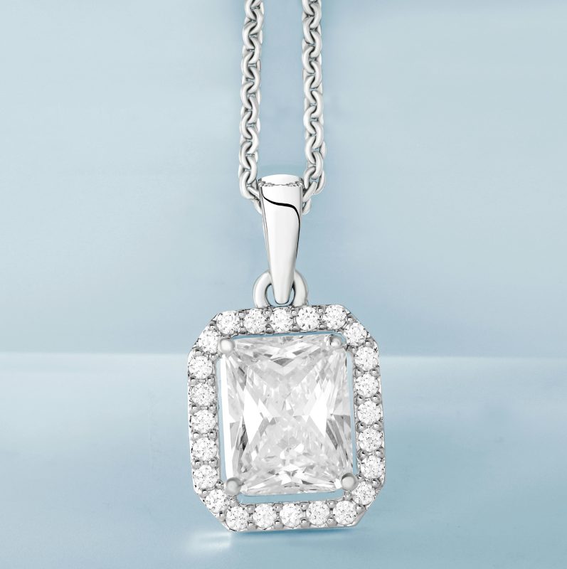 Lab grown diamond pendants Dubai