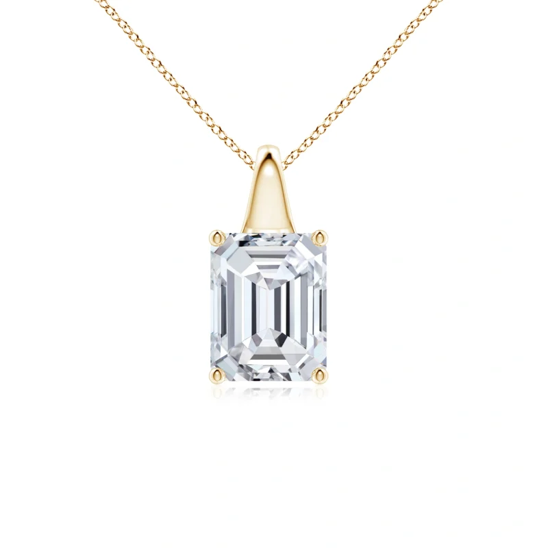 Emerald Shape Diamond Pendant Dubai