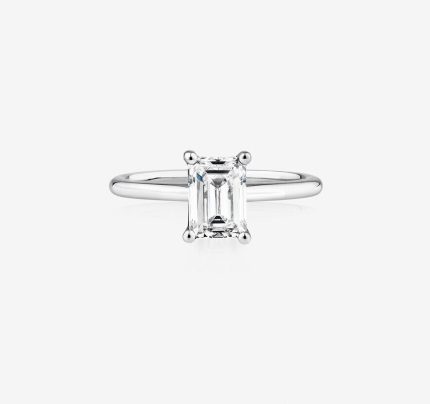 1 carat Emerald diamond ring Dubai