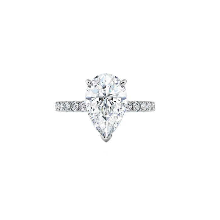 Pear Shape Diamond Engagement Ring Dubai