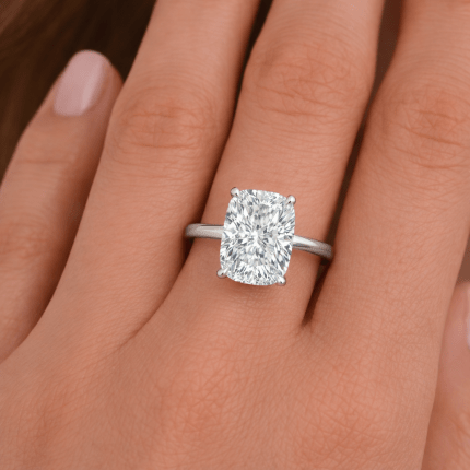 2 carat Cushion lab diamond ring Dubai