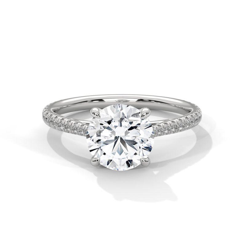 Round Lab diamond ring with Shoulder diamonds